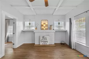 905 N Navarro St, Victoria, TX 77901 - Photo 7