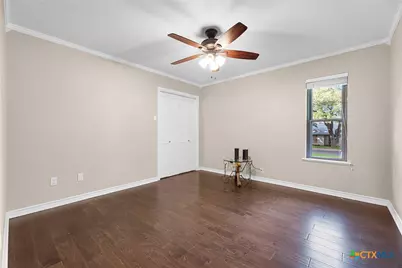 221 W Tanglewood Drive, New Braunfels, TX 78130 - Photo 23