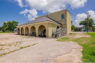 708 E Goodwin Avenue, Victoria, TX 77901 - Photo 25