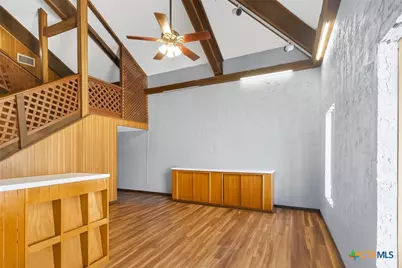 708 E Goodwin Avenue, Victoria, TX 77901 - Photo 3