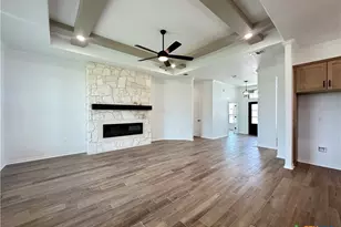 403 Magnolia Dr, Troy, TX 76579 - Photo 9