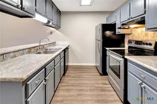 215 Chantilly St, Victoria, TX 77904 - Photo 15