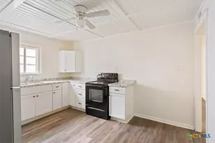 1310 S 21st St, Temple, TX 76504 - Photo 37