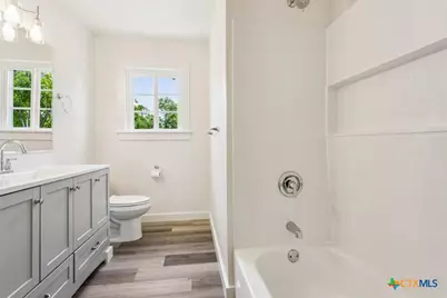 1310 S 21st Street, Temple, TX 76504 - Photo 15