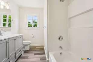 1310 S 21st St, Temple, TX 76504 - Photo 15