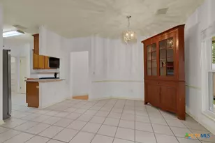 324 Raven Ridge, New Braunfels, TX 78130 - Photo 11