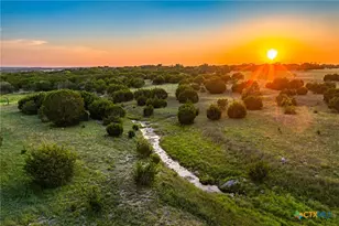 1305 Co Rd 3800, Lampasas, TX 76528 - Photo 7