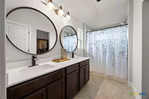 116 W Oakstone Dr, Georgetown, TX 78628 - Photo 23