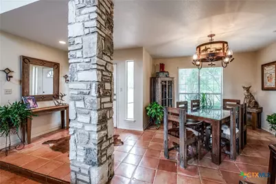 10767 Rosemar Lane, Adkins, TX 78101 - Photo 9