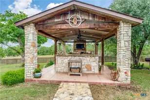 10767 Rosemar Ln, Adkins, TX 78101 - Photo 17