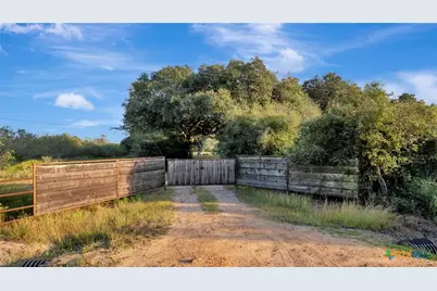 2133 County Road 125, Edna, TX 77957 - Photo 25