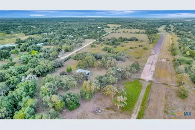 2133 County Road 125, Edna, TX 77957 - Photo 43