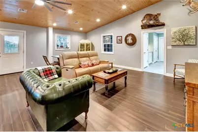 2133 County Road 125, Edna, TX 77957 - Photo 5