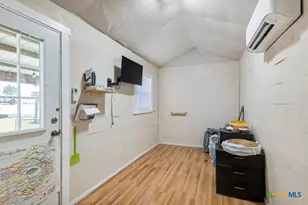 350 Co Rd 209, Briggs, TX 76550 - Photo 23