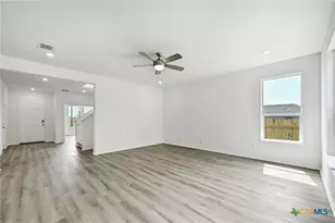 719 Ryan St, Belton, TX 76513 - Photo 5