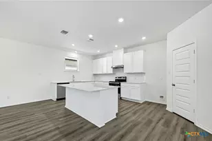 719 Ryan St, Belton, TX 76513 - Photo 7