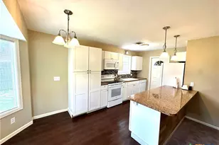 225 Monterrey Dr, Victoria, TX 77904 - Photo 3