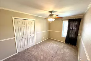 225 Monterrey Dr, Victoria, TX 77904 - Photo 17