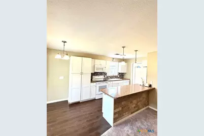 225 Monterrey Drive, Victoria, TX 77904 - Photo 5