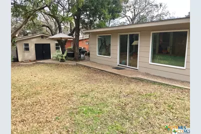 890 Laurel Lane, New Braunfels, TX 78130 - Photo 15