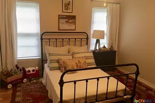 890 Laurel Ln, New Braunfels, TX 78130 - Photo 9