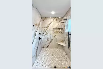 1720 Cannon Street, Gonzales, TX 78629 - Photo 15