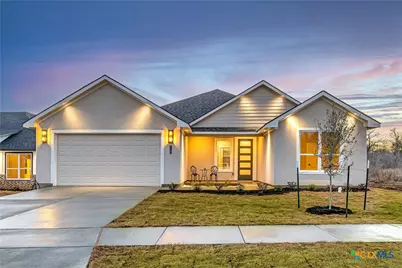 1720 Cannon Street, Gonzales, TX 78629 - Photo 1