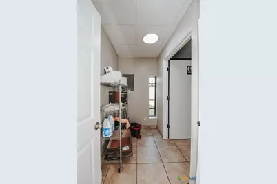 6801 N Navarro Street #A, Victoria, TX 77904 - Photo 9