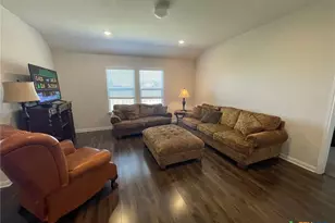 2125 Wood Drake Ln, New Braunfels, TX 78130 - Photo 5