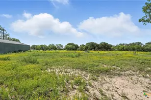 275 & 279 Cross Rd, Kingsbury, TX 78638 - Photo 5