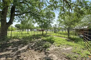 275 & 279 Cross Rd, Kingsbury, TX 78638 - Photo 3