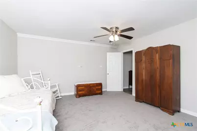 507 E 1st Street, Cameron, TX 76520 - Photo 7