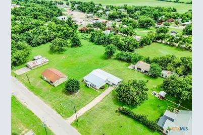 507 E 1st Street, Cameron, TX 76520 - Photo 29
