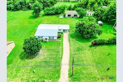 507 E 1st Street, Cameron, TX 76520 - Photo 25