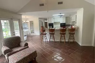 403 Turtle Rock Dr, Victoria, TX 77904 - Photo 11