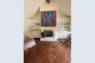 403 Turtle Rock Drive, Victoria, TX 77904 - Photo 7