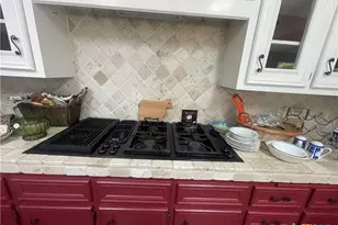 403 Turtle Rock Dr, Victoria, TX 77904 - Photo 9