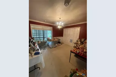 403 Turtle Rock Drive, Victoria, TX 77904 - Photo 17