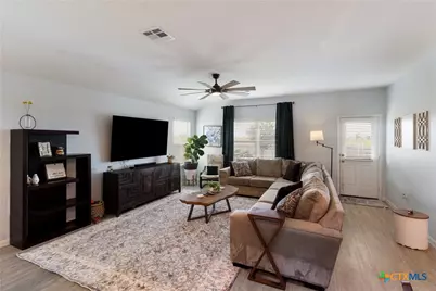 337 Cordova Crossing, Seguin, TX 78155 - Photo 7