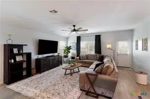 337 Cordova Xing, Seguin, TX 78155 - Photo 7