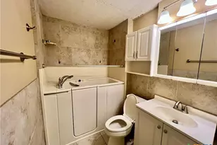 1506 Golf Course Rd, Gatesville, TX 76528 - Photo 7