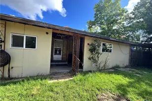 1506 Golf Course Rd, Gatesville, TX 76528 - Photo 11