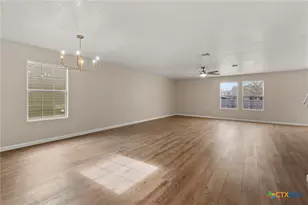 671 NW Crossing Dr, New Braunfels, TX 78130 - Photo 15