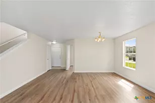 671 NW Crossing Dr, New Braunfels, TX 78130 - Photo 13