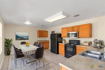 671 Northwest Crossing Drive, New Braunfels, TX 78130 - Photo 19