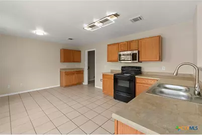 671 Northwest Crossing Drive, New Braunfels, TX 78130 - Photo 19