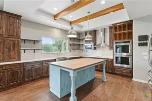 108 Santa Gertrudis Dr, Sutherland Springs, TX 78161 - Photo 17