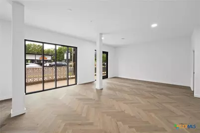 2209 S 1st Street #108, Austin, TX 78704 - Photo 5