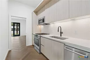 2209 S 1st St, Austin, TX 78704 - Photo 11