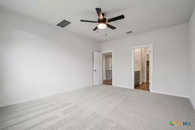 205 Firefox Way, Jarrell, TX 76537 - Photo 9